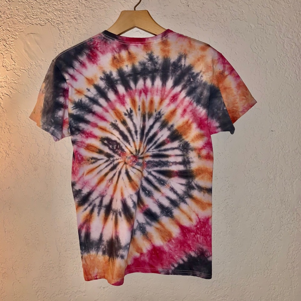 Men’s homemade tie dye t-shirt size M